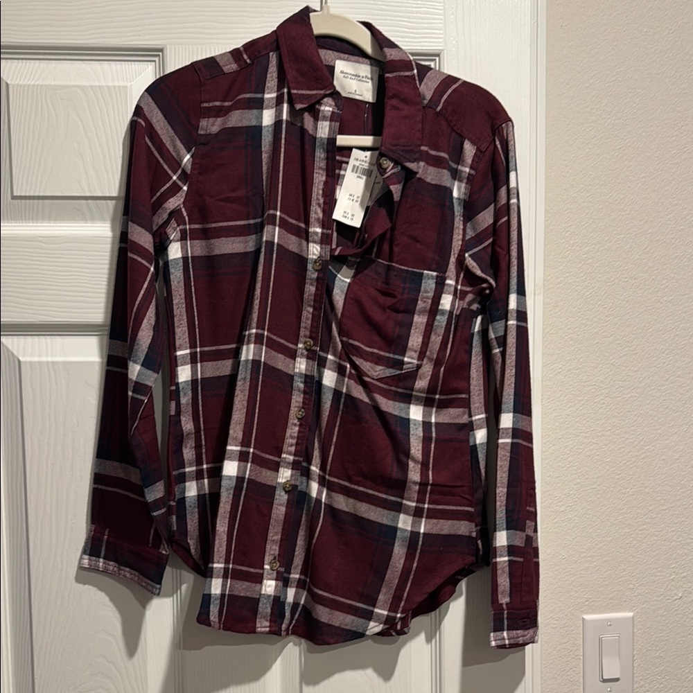 Brand new Abercrombie flannel